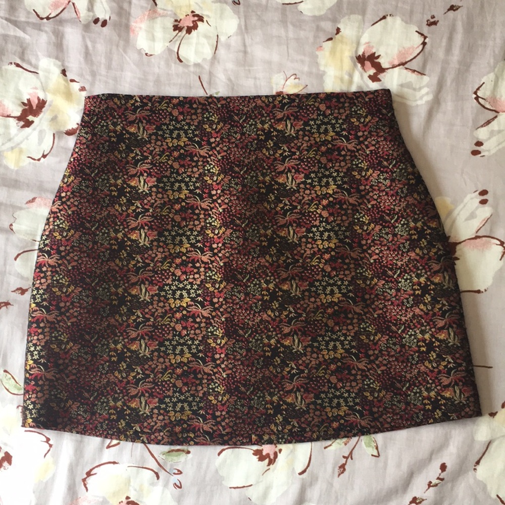 NWOT ZARA Fall mini skirt 🧡, size M